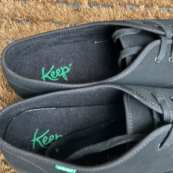 NWOT Keep Vegan Sneakers The Home Black Slip Resistant Faux Suede Sz 14 - Picture 5 of 7